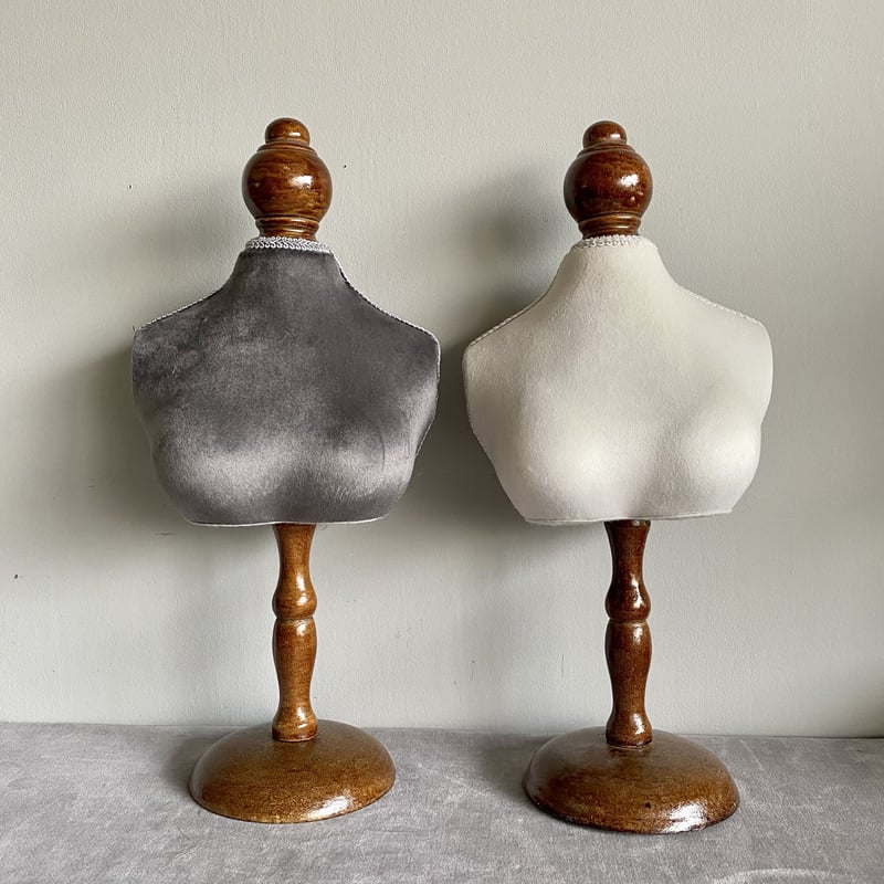 クラシカル ミニネックトルソー IV/GY | Velvety