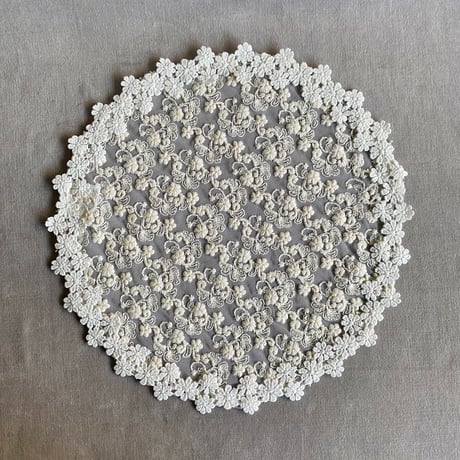 ルネッサンスレース　テーブルセンター ルネッサンスレース テーブルセンター - メルカリ