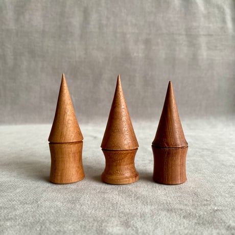 新品未使用　レザーリングスタンド リングスタンド | STORES