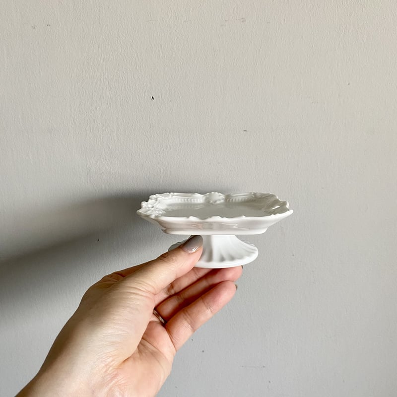 小さなラタンのコンポート ミニ コンポート ミツバスカシ | Velvety