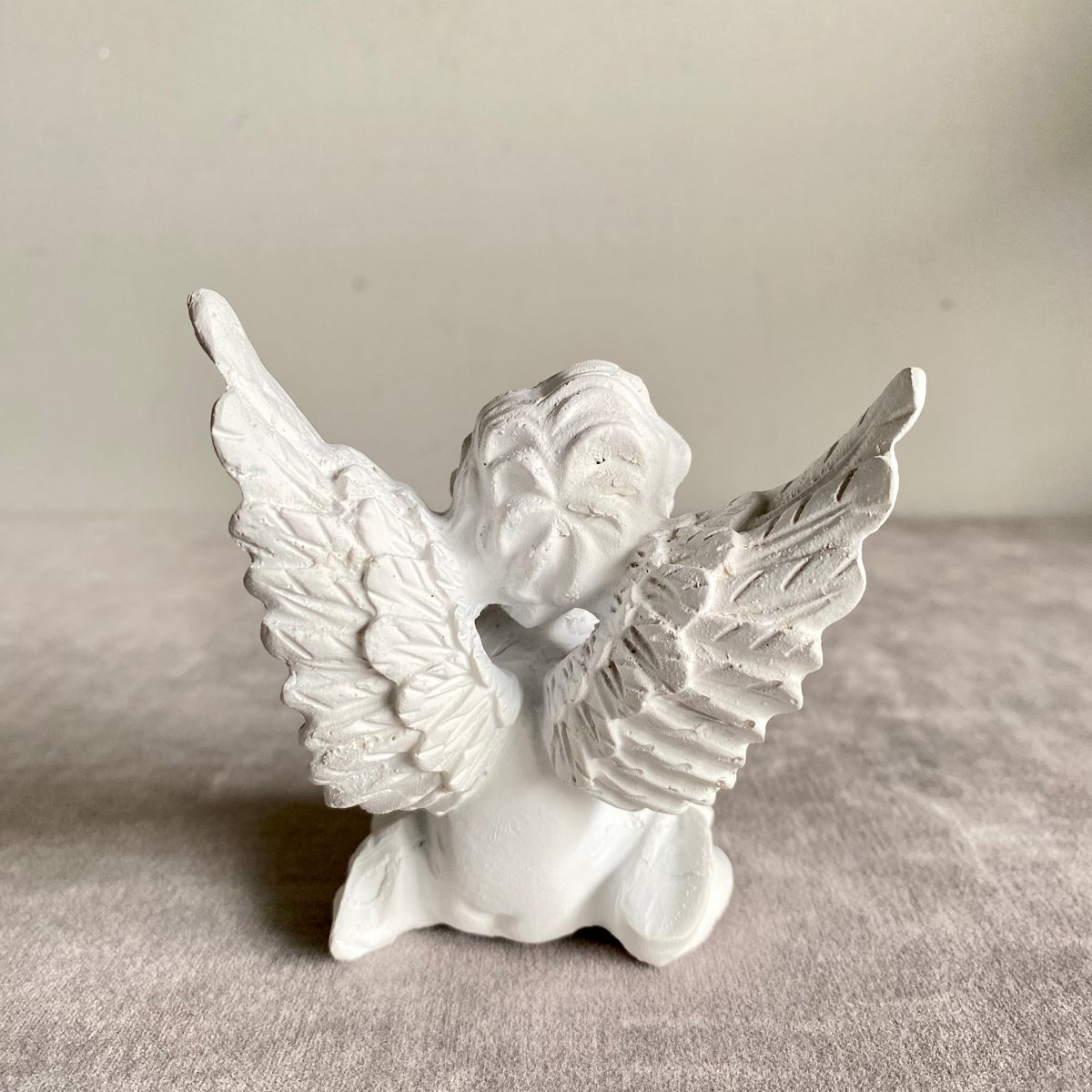 エンジェル オブジェ WH/GD | Velvety