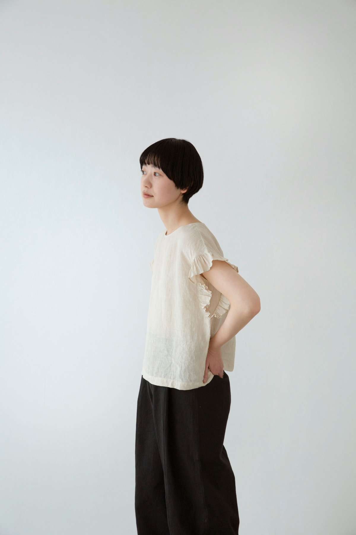 【miho umezawa】 SUN DRY LINEN frill sleeve blouse