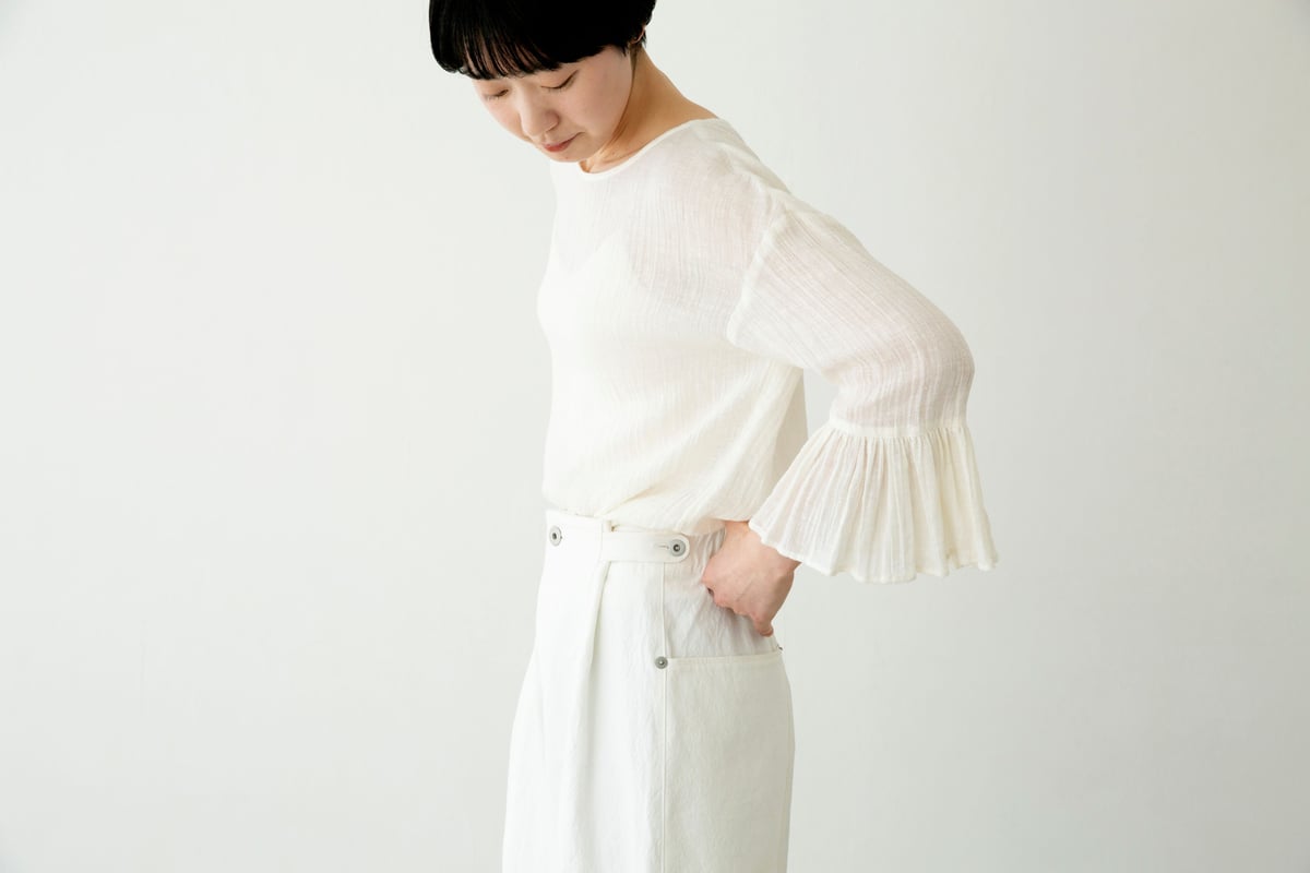 CRINKLE LINEN gather sleeve blouse 【miho umezaw