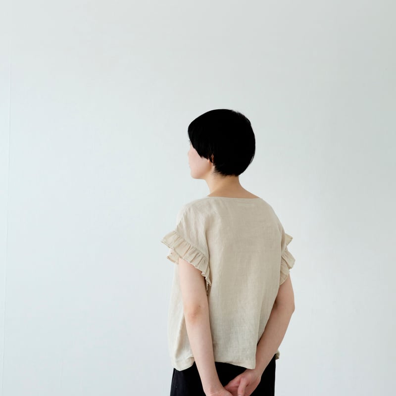 ミホウメザワ　リネンフリルスリーブ ブラウス　ホワイト◆miho umezawa miho umezawa】 SUN DRY LINEN frill sleeve blou