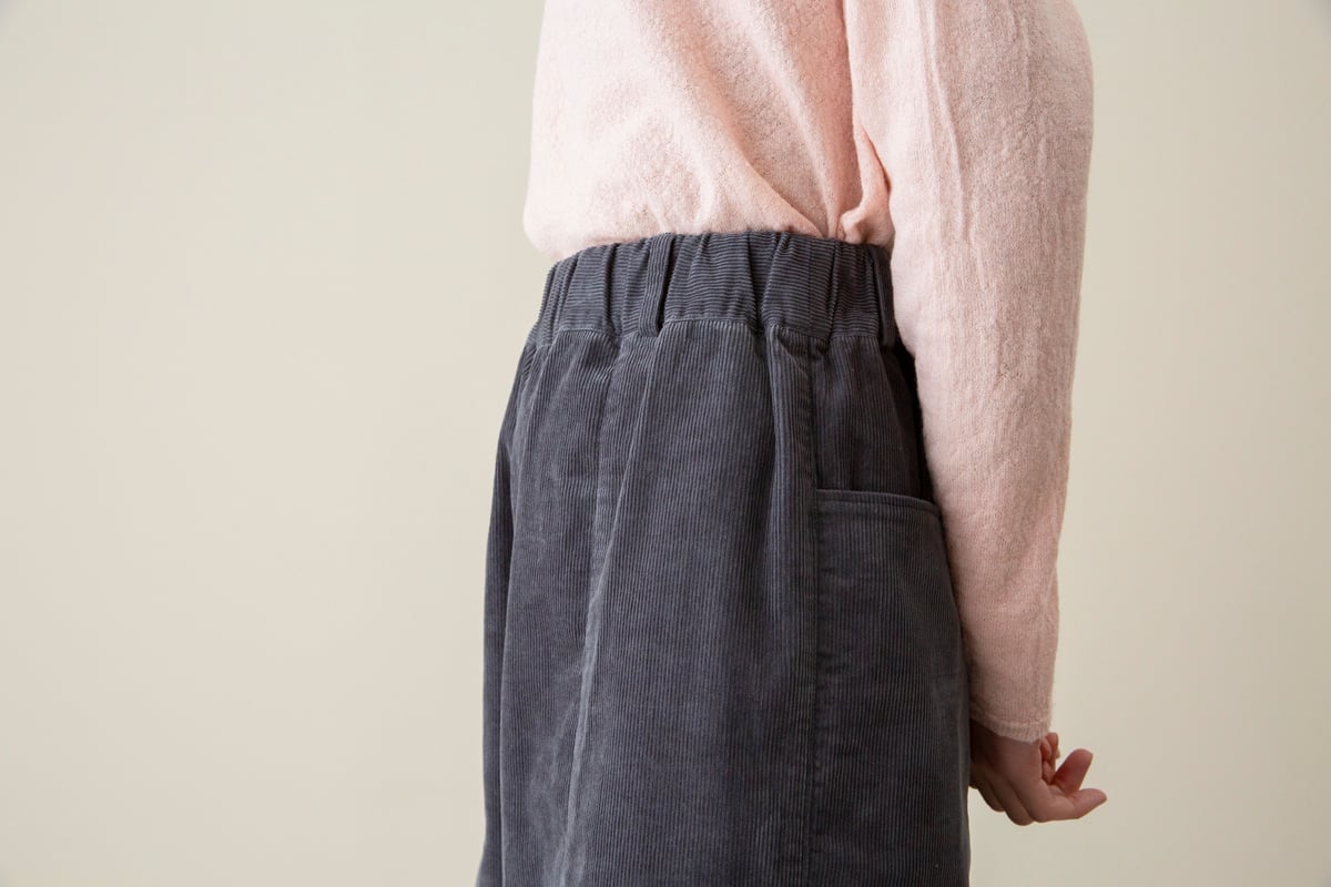 miho umezawa コクーンワイドパンツ コーデュロイ チャコール色 miho umezawa】 14W CORDUROY コクーンワイドパンツ | le feuillage
