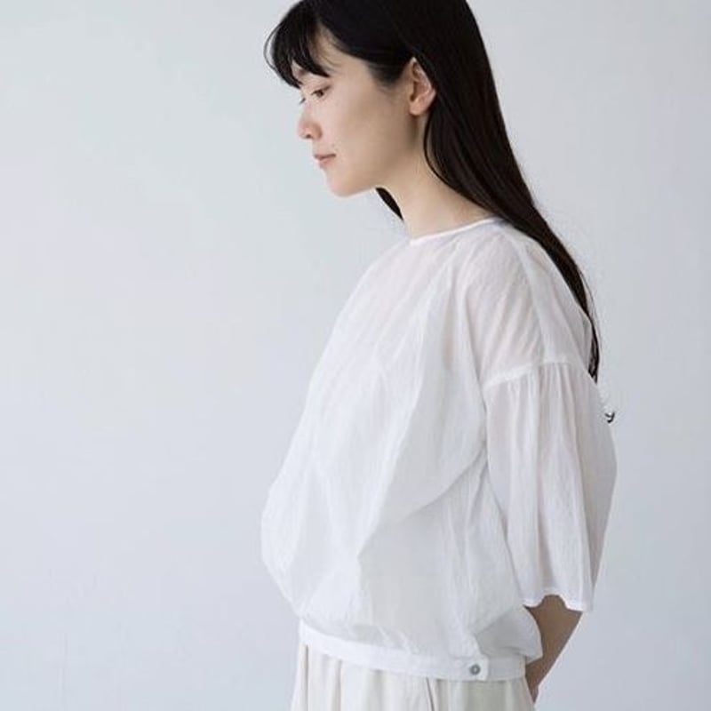 miho umezawa バルーンブラウス balloon blouse（COTTON LAWN）/ miho umezawa - TSUKURITE