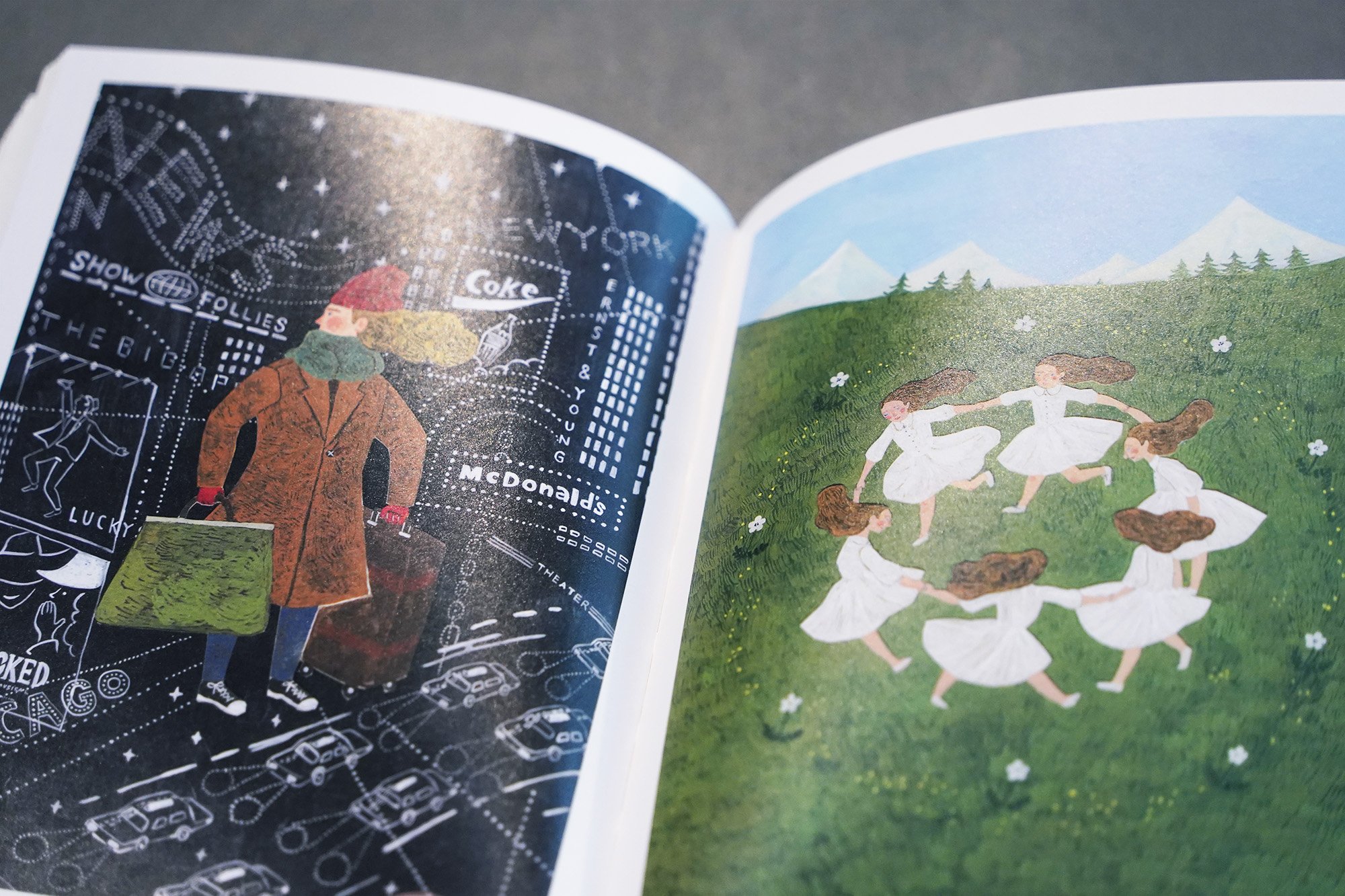 作品集「A Picture Tells a Story 絵は話してくれる」 | くのまりオンラ