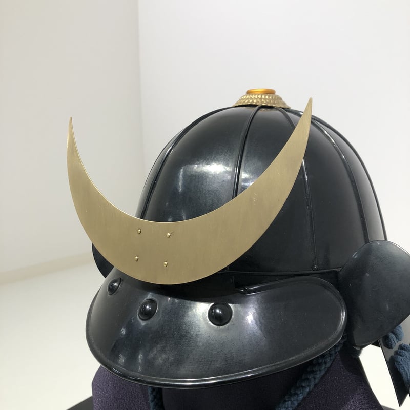 O-055-K】紺赤糸威胸取黒桶側二枚胴具足(十二間)(兜のみ O-055-K】紺赤糸威胸取黒桶側二枚胴具足(十二間)(兜のみ