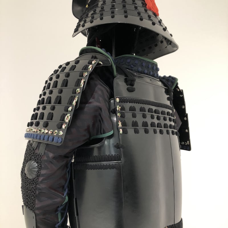 O-036】黒糸威縦矧二枚胴具足 | 甲冑工房丸武 O-036】黒糸威縦矧二枚胴具足 | 甲冑工房丸武