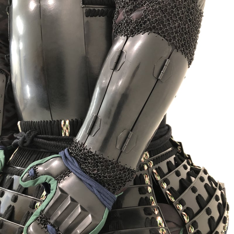 O-036】黒糸威縦矧二枚胴具足 | 甲冑工房丸武 O-036】黒糸威縦矧二枚胴具足 | 甲冑工房丸武