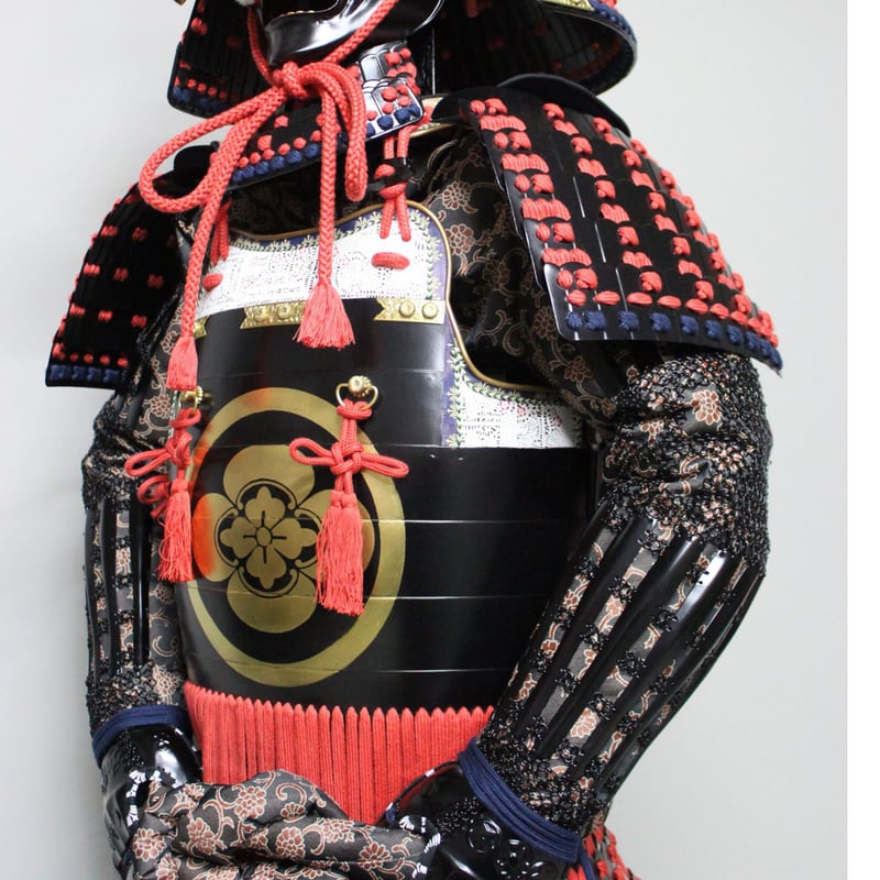 O-048】○赤糸威伊予素懸二枚胴具足 (艶消塗) | 甲冑工房丸武