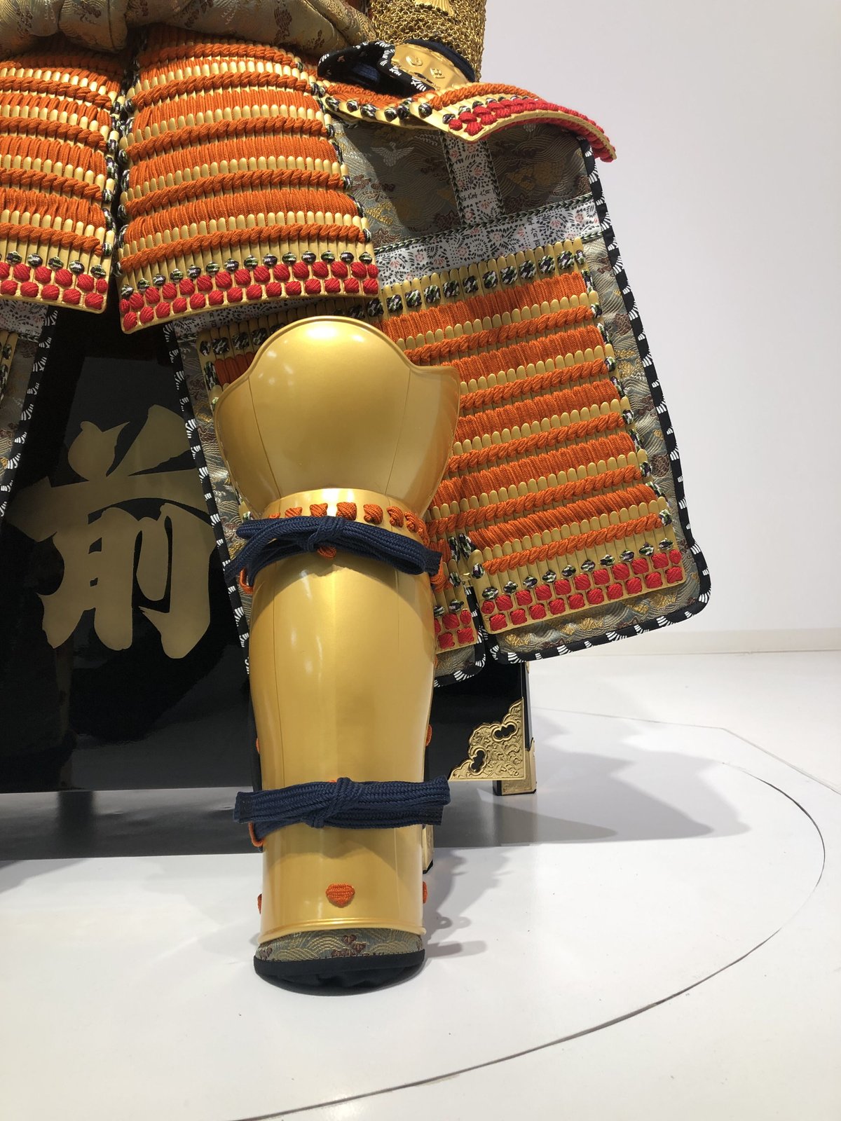 胴当世素掛 緋縅 金屏風 【公式通販】