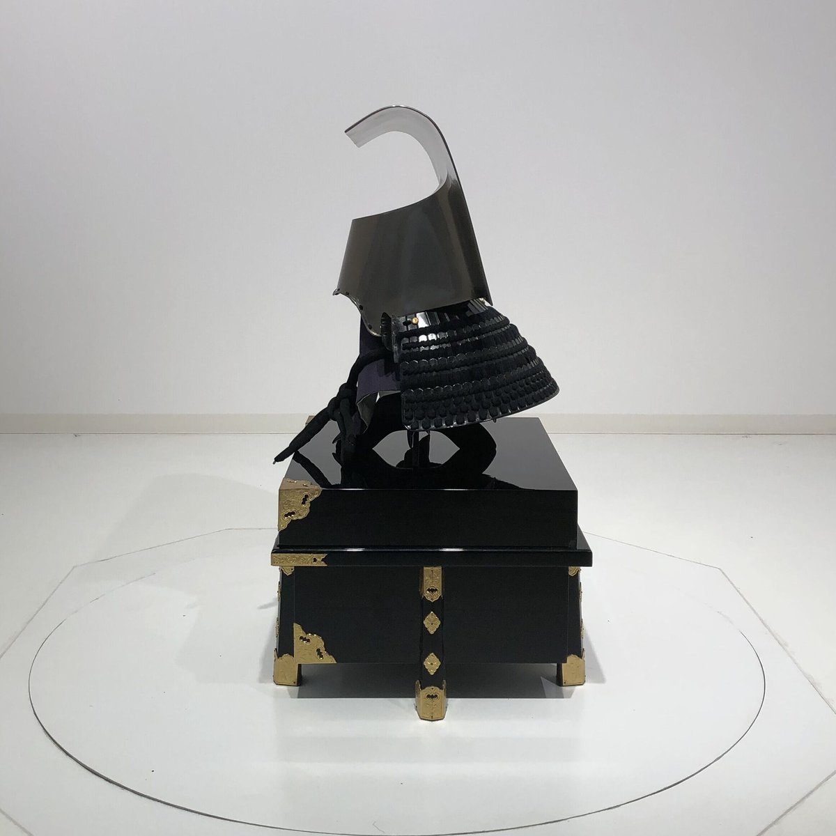 【BLACK様】専用【金家紋】黒胴当世具足　◎国産『丸武産業さま製』◎ オリジナル鎧