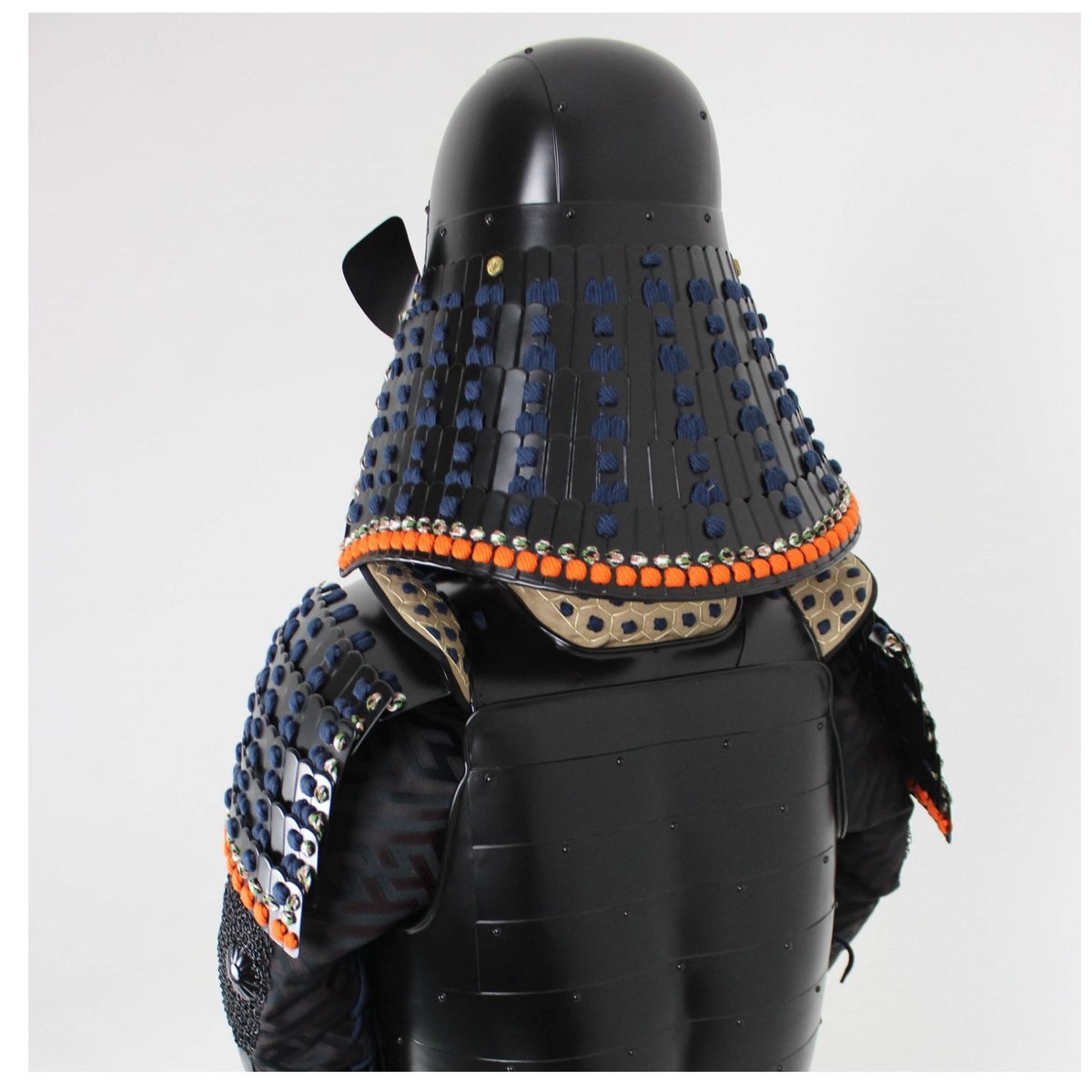 O-050】紺糸威黒艶消鋲綴二枚胴具足(頭形兜) | 甲冑工房丸武 O-050】紺糸威黒艶消鋲綴二枚胴具足(頭形兜) | 甲冑工房丸武