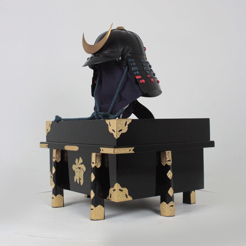 O-055-K】紺赤糸威胸取黒桶側二枚胴具足(十二間)(兜のみ O-055-K】紺赤糸威胸取黒桶側二枚胴具足(十二間)(兜のみ