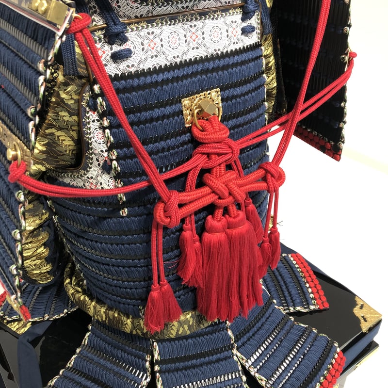 O-013】○紺糸威毛引二枚胴具足(艶消塗) | 甲冑工房丸武 O-013】○紺糸威毛引二枚胴具足(艶消塗) | 甲冑工房丸武