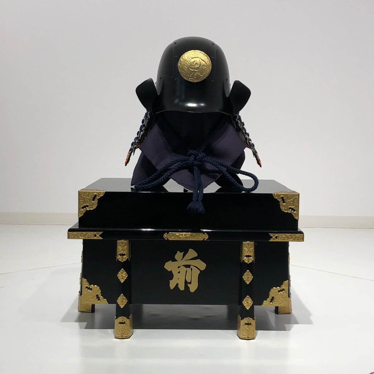 O-050-K】紺糸威黒艶消鋲綴二枚胴具足(頭形)(兜のみ) | 甲冑 O-050-K】紺糸威黒艶消鋲綴二枚胴具足(頭形)(兜のみ) | 甲冑