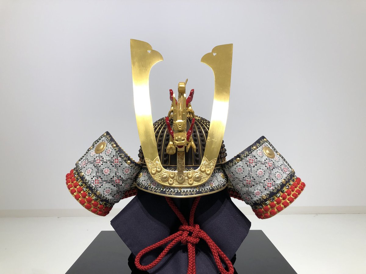 木彫 兜 希少 珍品 飴色 大型 星兜 錣 前立 鍬形 古美術 検/ 武具 木彫 兜 希少 珍品 飴色 大型 星兜 錣 前立 鍬形 古美術 検/ 武具