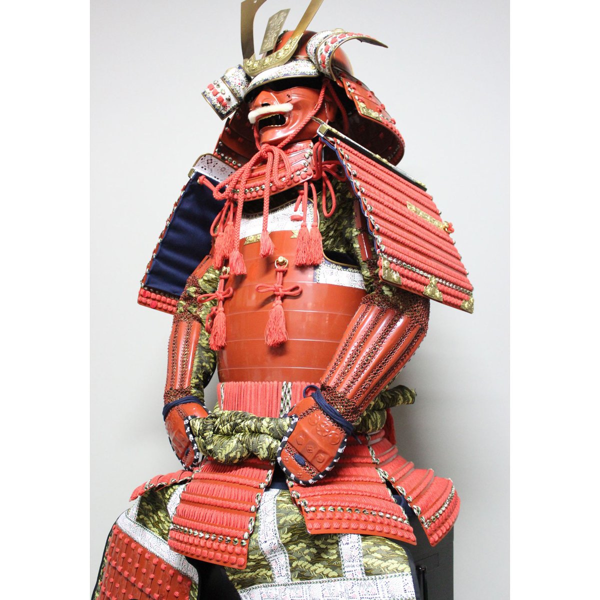 O-038】赤糸威大袖赤二枚胴具足 | 甲冑工房丸武 O-038】赤糸威大袖赤二枚胴具足 | 甲冑工房丸武