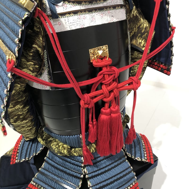 O-037】紺糸威大袖黒二枚胴具足 | 甲冑工房丸武 O-037】紺糸威大袖黒二枚胴具足 | 甲冑工房丸武