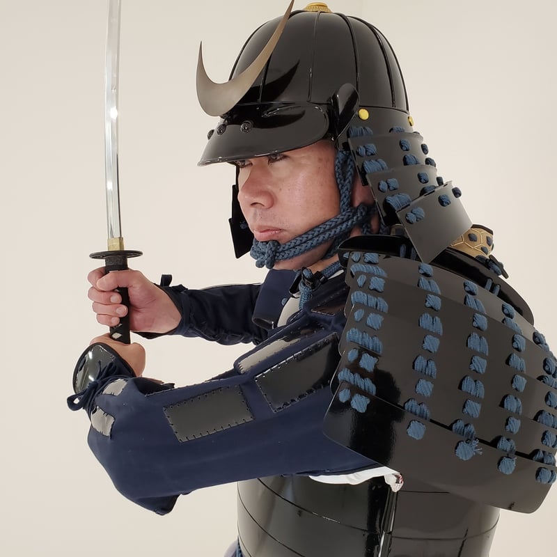 【環境大切】さま専用 希少！新品同様・美品『薩摩丸武工房』黒胴当世具足一式 鎧 eさま専用】『薩摩国住光忍十一代作』日本甲冑 当世具足『鎧