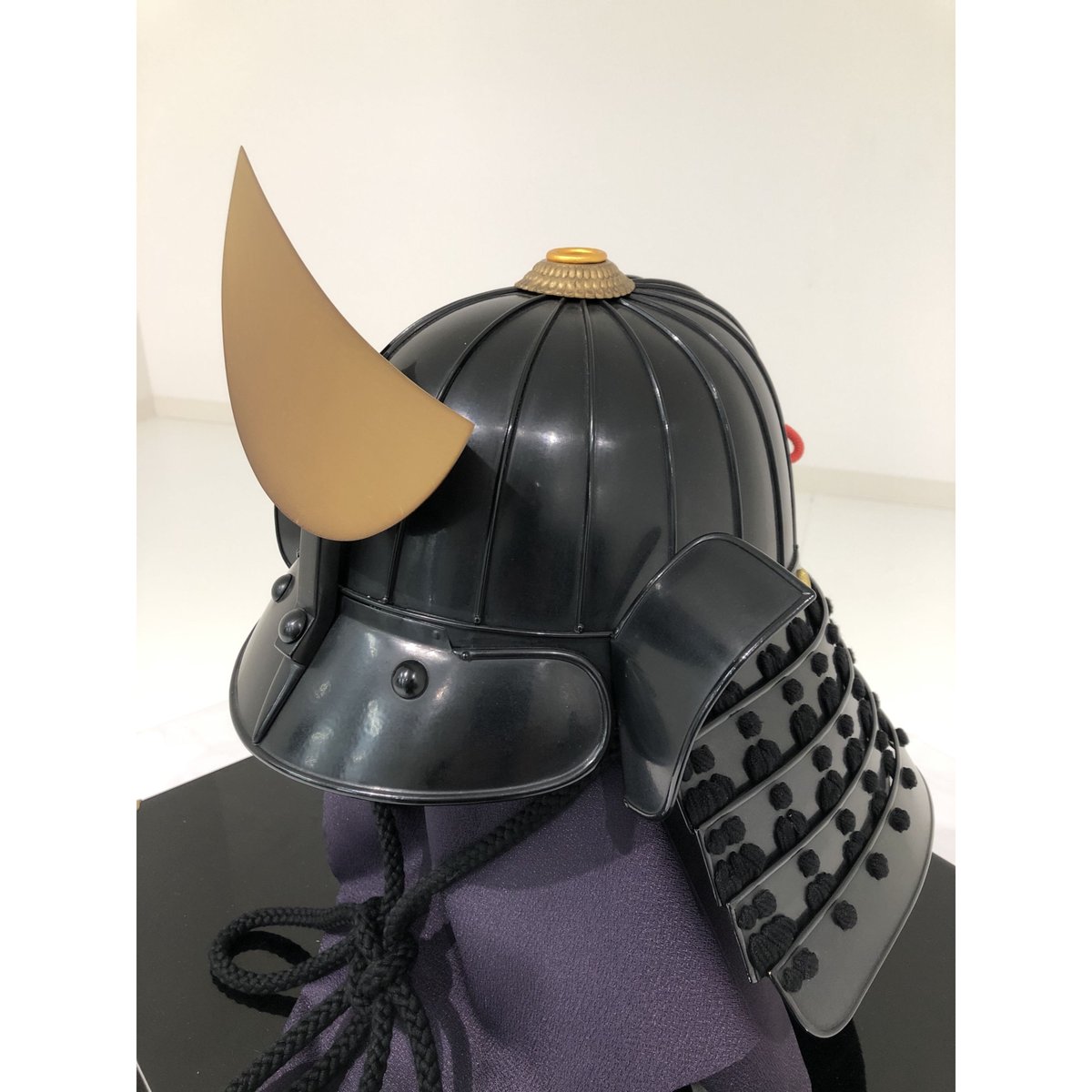 O-036-K】黒糸威縦矧二枚胴具足(兜のみ) | 甲冑工房丸武 O-036-K】黒糸威縦矧二枚胴具足(兜のみ) | 甲冑工房丸武