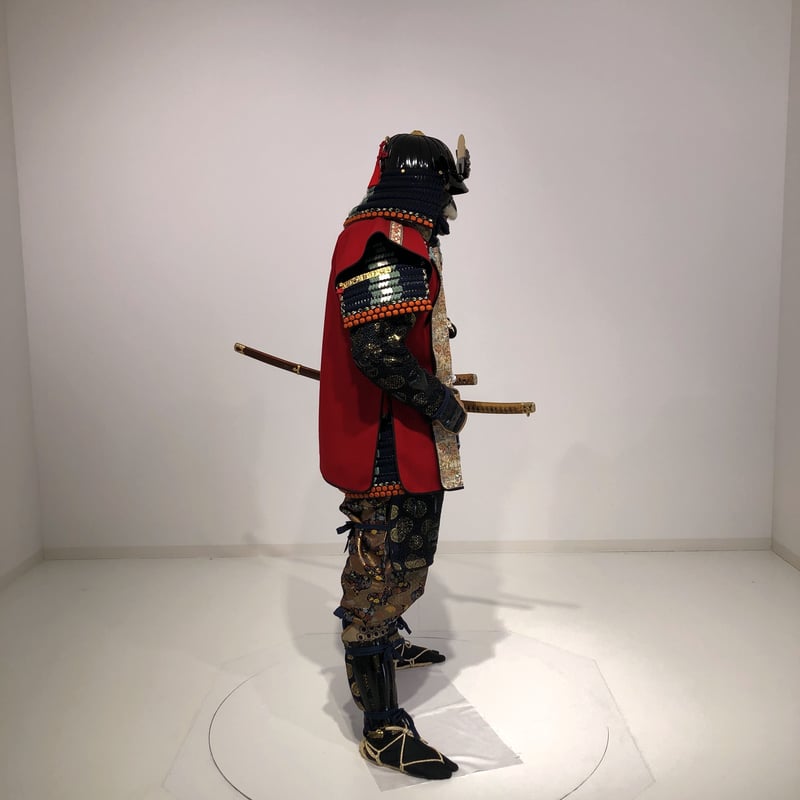 甲冑　らいよん Armor with two-piece cuirass laced with dark blue braid