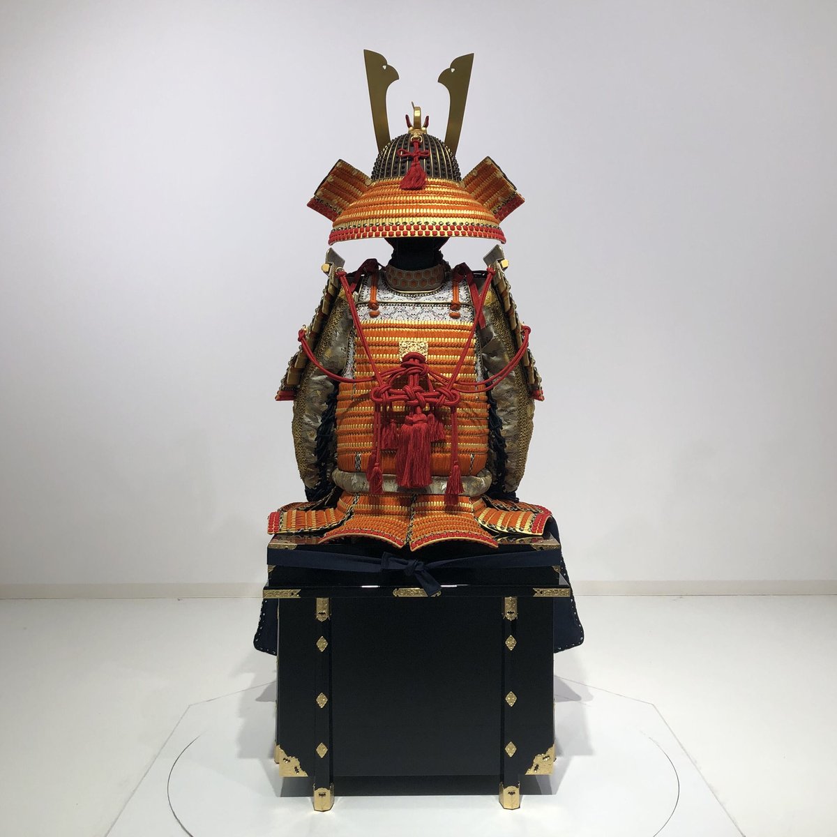 胴当世素掛 緋縅 金屏風 【公式通販】