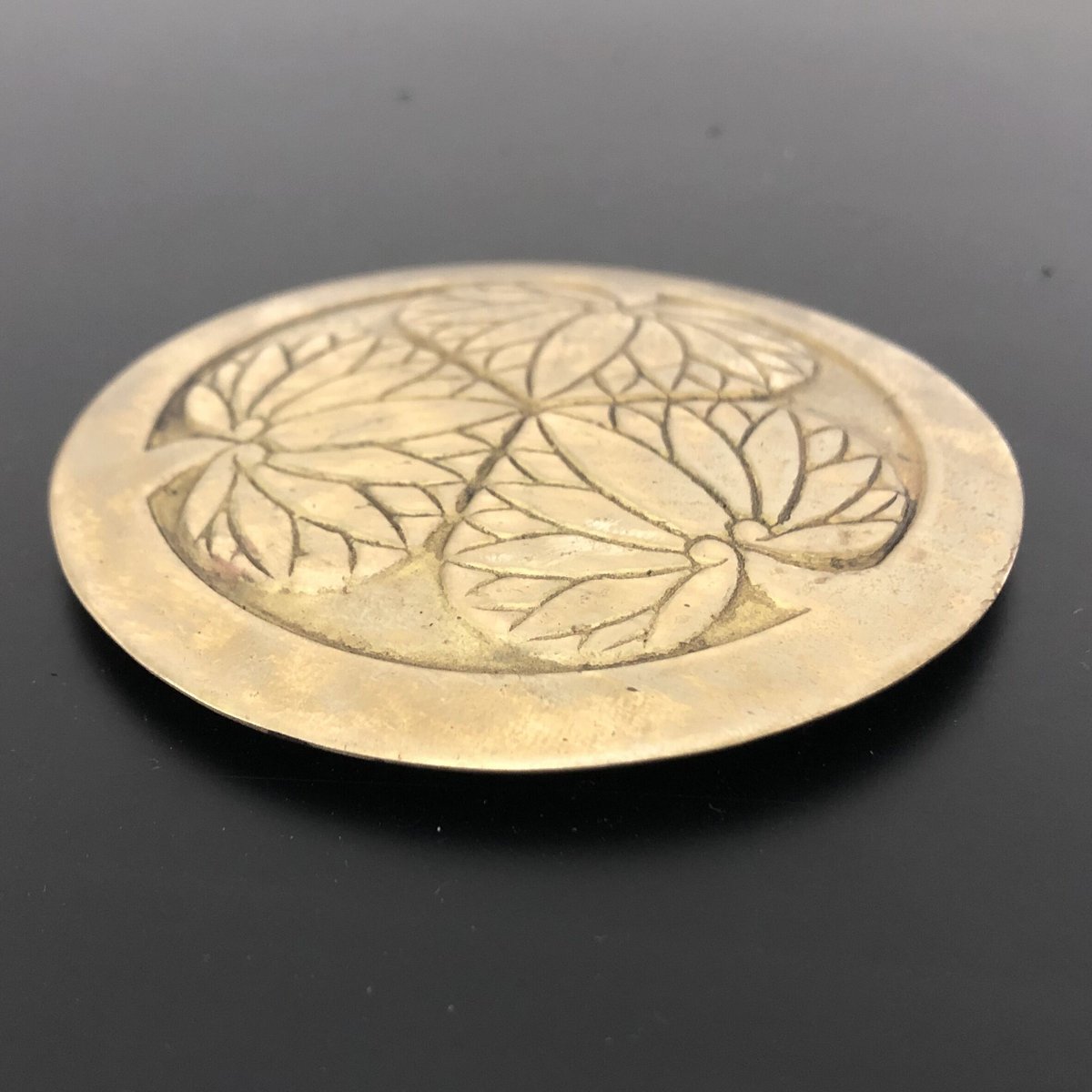 K-001】前立 丸に三つ葉葵 | 甲冑工房丸武