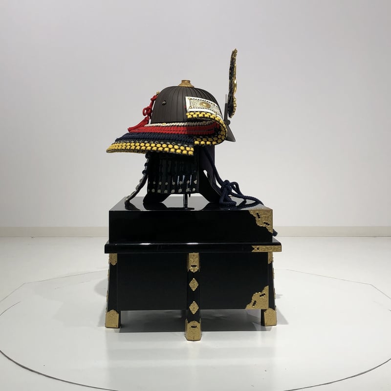 上杉謙信 銅像 置物 ブロンズ 金属製 馬 レトロ 戦国武将 武士 鎧 兜 武具 Amazon.co.jp: 武将フィギュア 上杉謙信（騎馬像）朱色陣羽織版