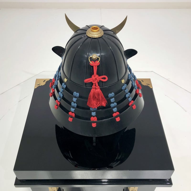 O-055-K】紺赤糸威胸取黒桶側二枚胴具足(十二間)(兜のみ O-055-K】紺赤糸威胸取黒桶側二枚胴具足(十二間)(兜のみ