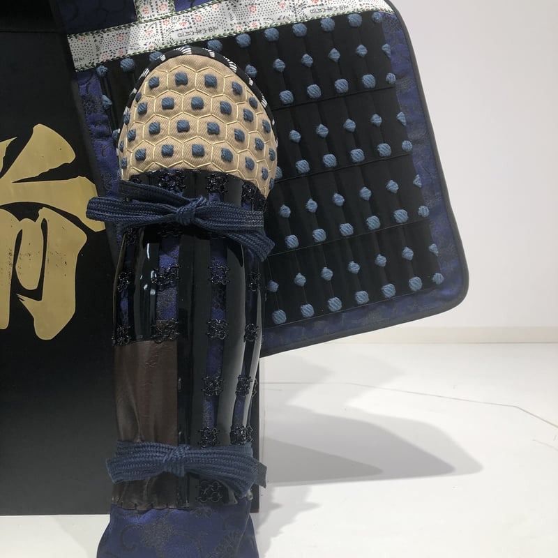 O-058】○紺糸威黒桶側二枚胴具足(鍬形) | 甲冑工房丸武 O-058】○紺糸威黒桶側二枚胴具足(鍬形) | 甲冑工房丸武