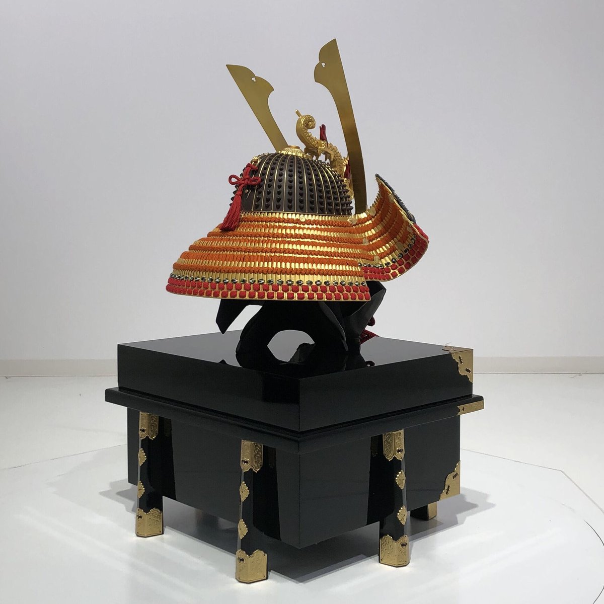 O-006-K】金小札緋威二枚胴（兜のみ） | 甲冑工房丸武