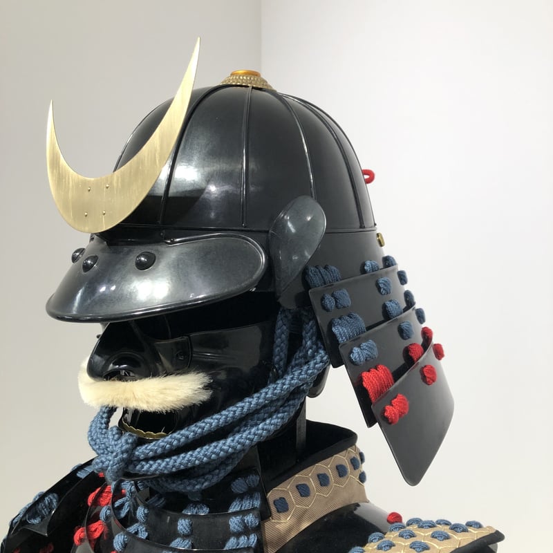 O-055】紺赤糸威胸取黒桶側二枚胴具足・十二間兜(手時代塗 O-055】紺赤糸威胸取黒桶側二枚胴具足・十二間兜(手時代塗
