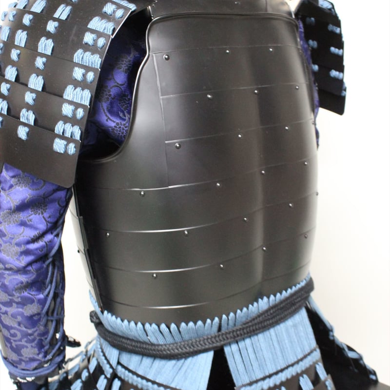 O-066】○紺糸威鋲綴頭形二枚胴具足(艶消塗) | 甲冑工房丸武 O-066】○紺糸威鋲綴頭形二枚胴具足(艶消塗) | 甲冑工房丸武