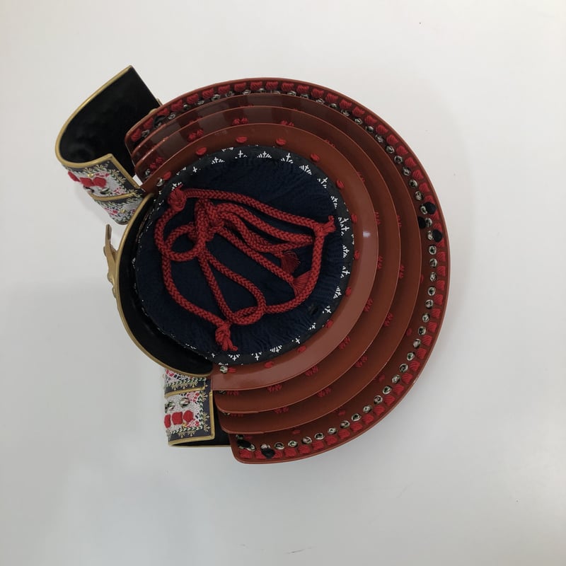 柿澤飛脚便　大量セット（29枚、かぶり有り） O-038-K】赤糸威大袖赤二枚胴具足（兜のみ） | 甲冑工房丸武