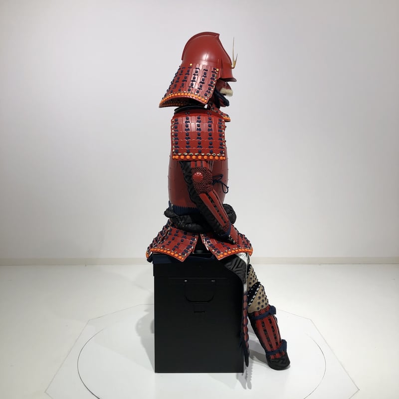 O-079】濃紺糸威赤艶消鋲綴二枚胴具足（桃形兜) | 甲冑工房丸武