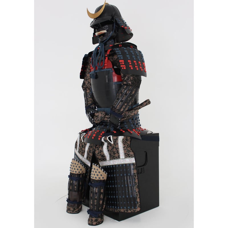 O-055】紺赤糸威胸取黒桶側二枚胴具足・十二間兜(手時代塗 O-055】紺赤糸威胸取黒桶側二枚胴具足・十二間兜(手時代塗