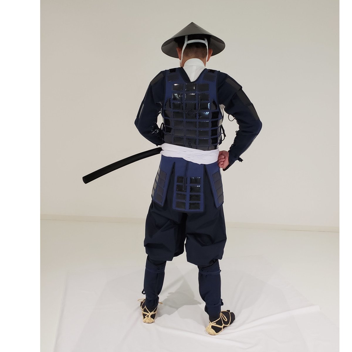 鉄砲足軽胴丸具足 L4-8】黒桶側胴具足 (レンタル) | 甲冑工房丸武