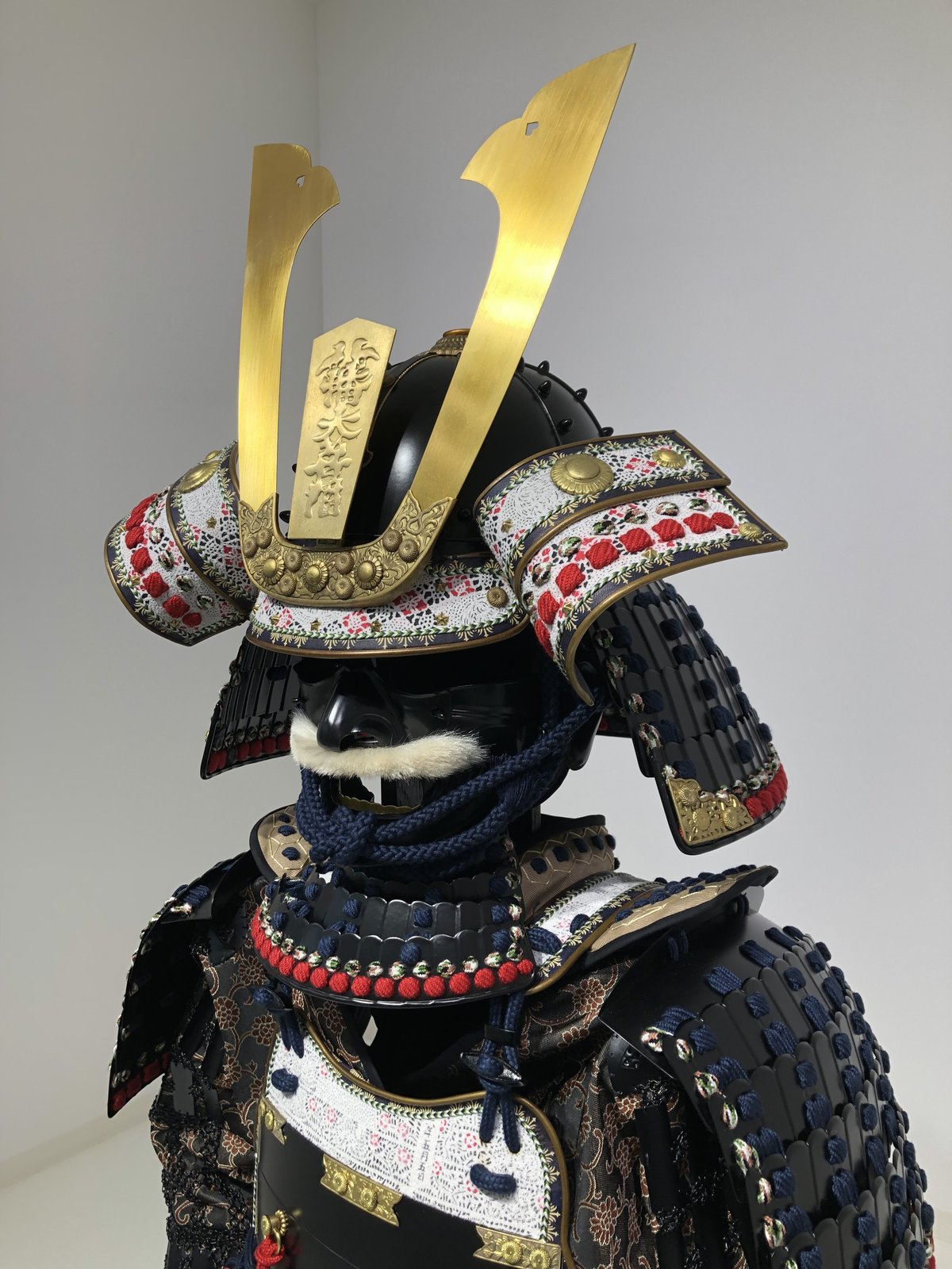 O-047】○濃紺糸威伊予素懸二枚胴具足(艶消塗) | 甲冑工房丸武