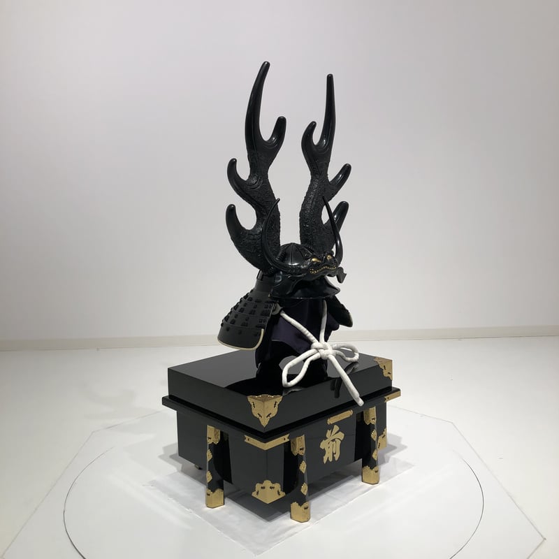 兜 五月人形 K-413 京兜平飾り 8号 紺糸裾濃縅之兜【京甲冑】｜雛人形、五