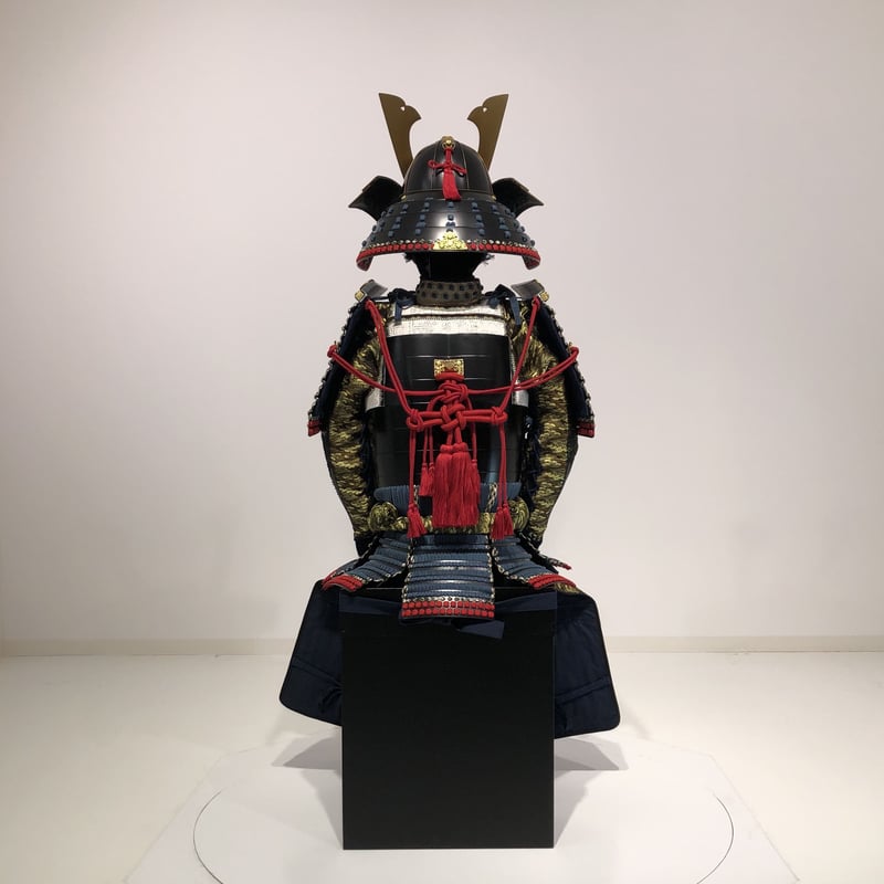 O-037】紺糸威大袖黒二枚胴具足 | 甲冑工房丸武 O-037】紺糸威大袖黒二枚胴具足 | 甲冑工房丸武