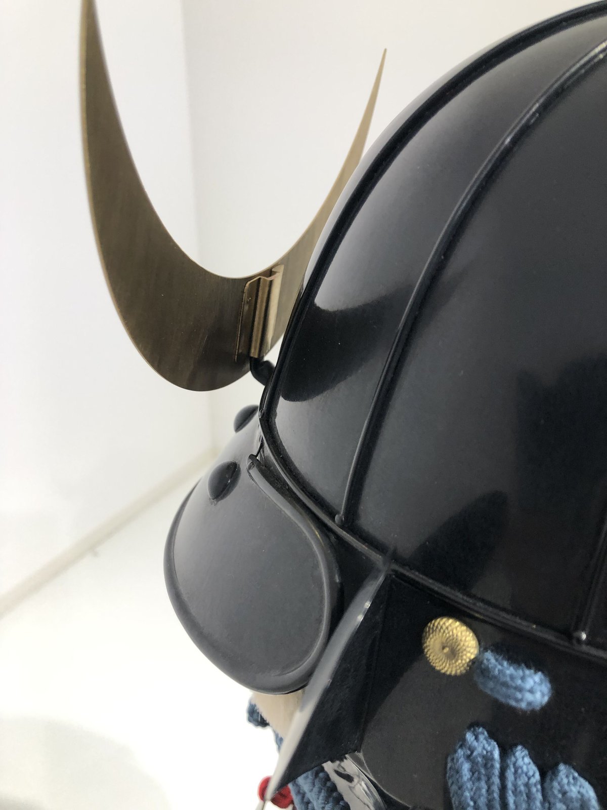 O-055】紺赤糸威胸取黒桶側二枚胴具足・十二間兜(手時代塗 O-055】紺赤糸威胸取黒桶側二枚胴具足・十二間兜(手時代塗