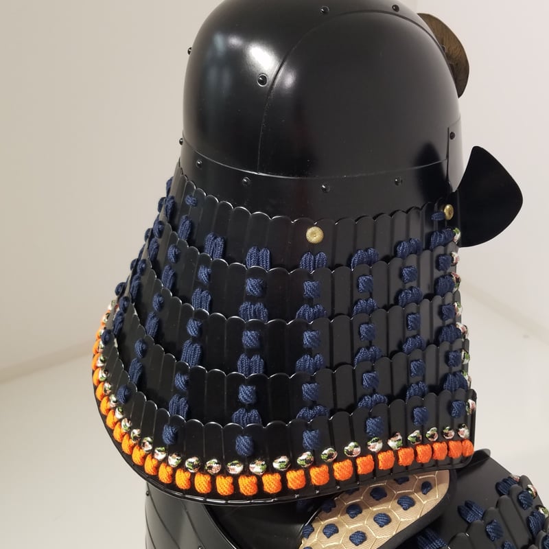 O-050】紺糸威黒艶消鋲綴二枚胴具足(頭形兜) | 甲冑工房丸武 O-050】紺糸威黒艶消鋲綴二枚胴具足(頭形兜) | 甲冑工房丸武