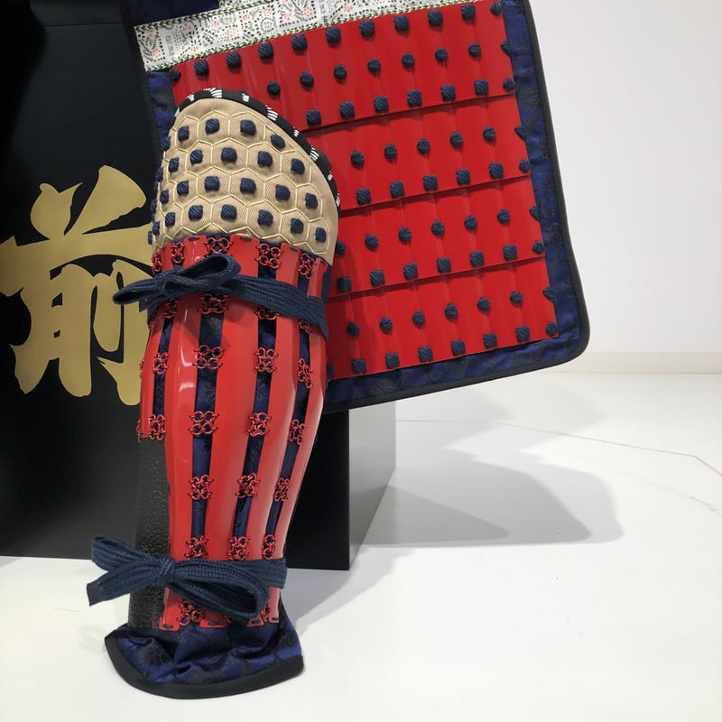 O-061】○濃紺糸威赤桶側二枚胴具足 | 甲冑工房丸武 O-061】○濃紺糸威赤桶側二枚胴具足 | 甲冑工房丸武