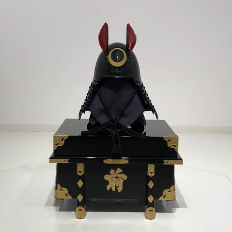 武士の兜 ▪️ ケース付き 蒼天龍 兜ケース飾り sw85123 – 福仙