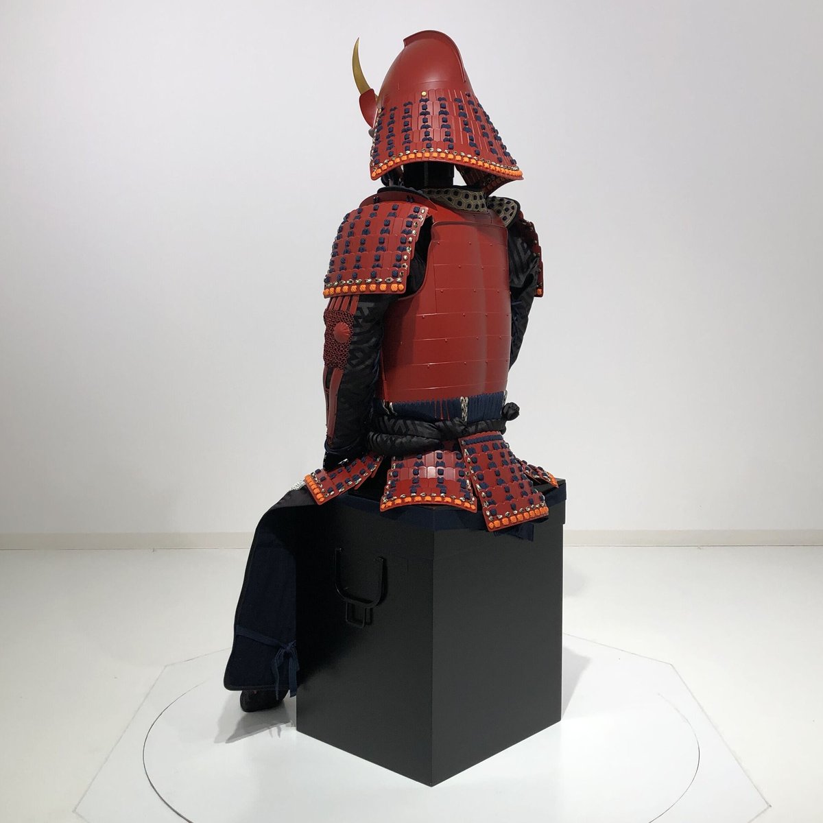 ブルマー ヒットユニオン PIADO 濃紺に黄色ライン+光沢ある刺繍 ブルマー ヒットユニオン PIADO 濃紺に黄色ライン+光沢ある刺繍