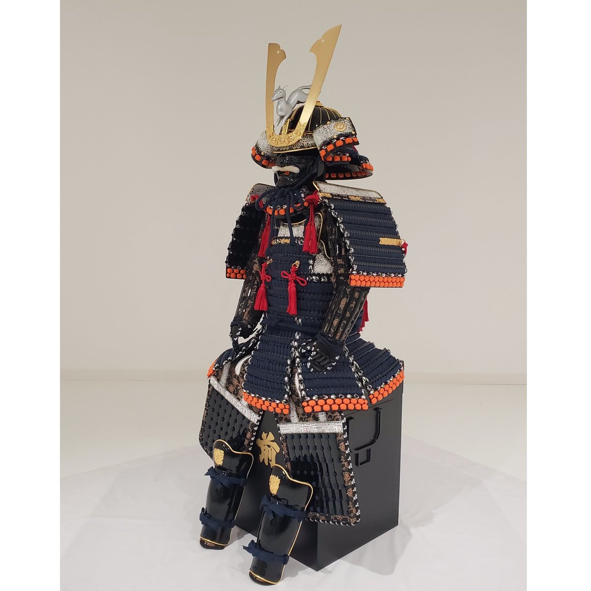 島津家薩摩藩家臣使用ほとばしるサムライ魂甲冑江戸当時物所蔵鎧袖脛当