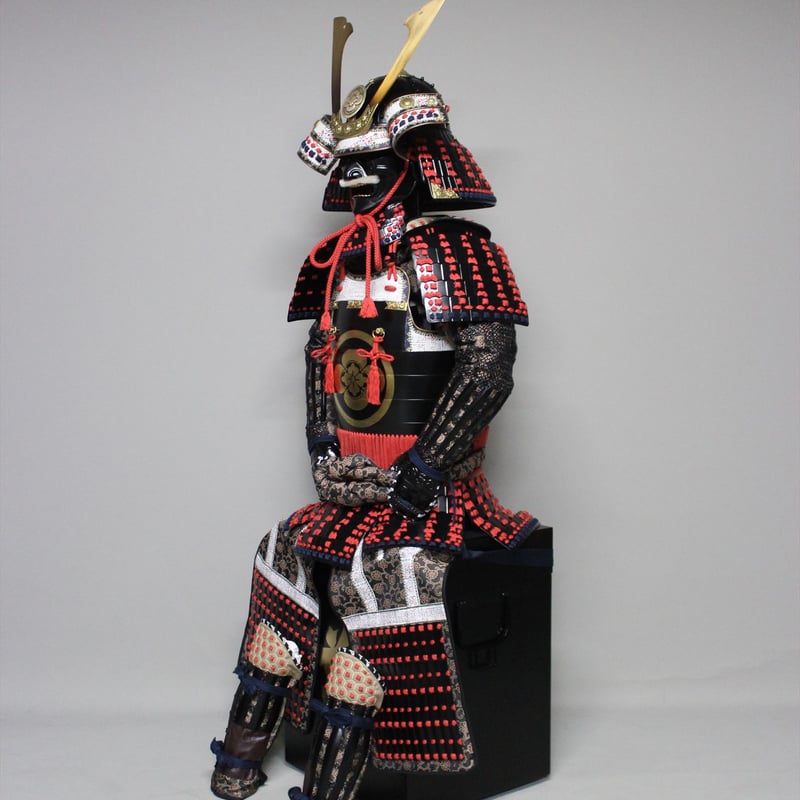 O-048】○赤糸威伊予素懸二枚胴具足 (艶消塗) | 甲冑工房丸武