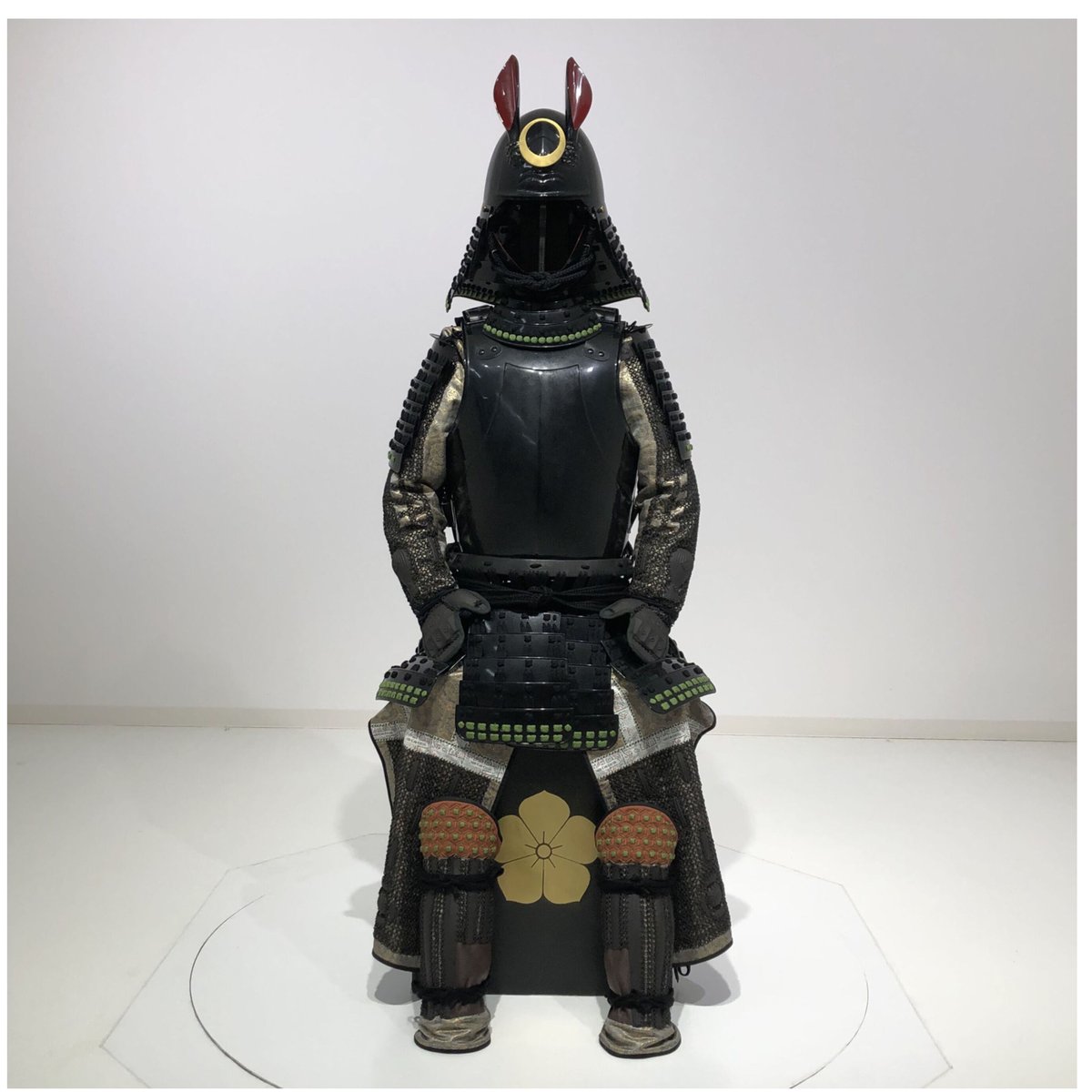 【 光緒年間吊銀 】　水滸伝燕青　清朝文物古玩 光緒年間吊銀 】 水滸伝燕青 清朝文物古玩 - メルカリ